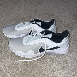 Nike Metcon Training Shoes. Size: 11.5